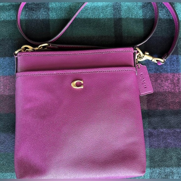 Coach Kitt Messenger Crossbody Bag Leather Plum Pink - Picture 1 of 5